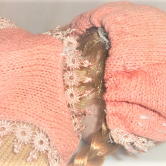 Venessa DOLL COLLECTION Collectors DREAM Series w/ Certificate Ceramic Doll - Picture 9 of 9